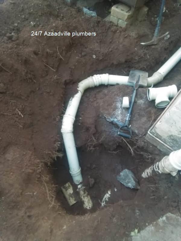 All hour Azaadville plumbers offer free call out fees in the greater Krugersdorp
