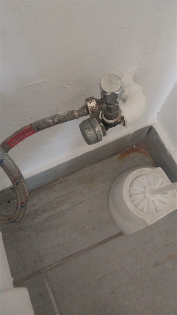 Dripping fix completed on toilet valve