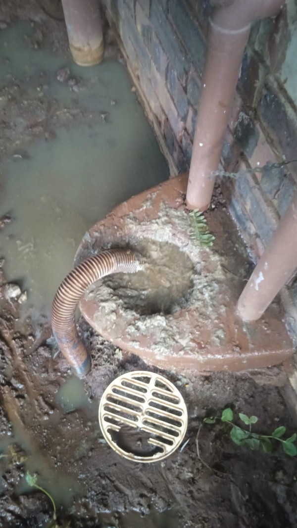 Kitchen drain repair due to grease blockage