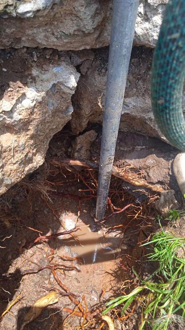 Ongoing water loss from burst underground pipe in Randburg