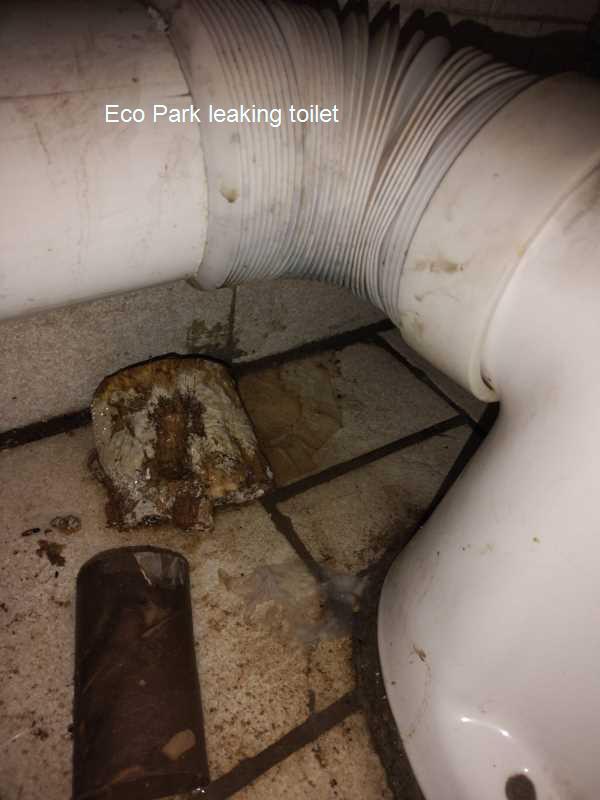 Leaking toilet in Eco Park. Toilet leaks can cause extensive water damage. Our skilled plumbers specialize in thorough repairs to stop leaks promptly and prevent costly issues down the line. Trust us for quality service.