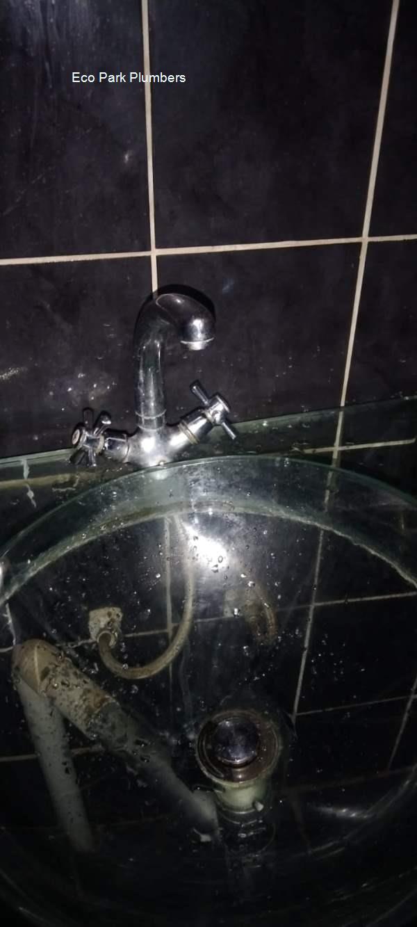 Eco Park plumbers working now offering free call out fees
