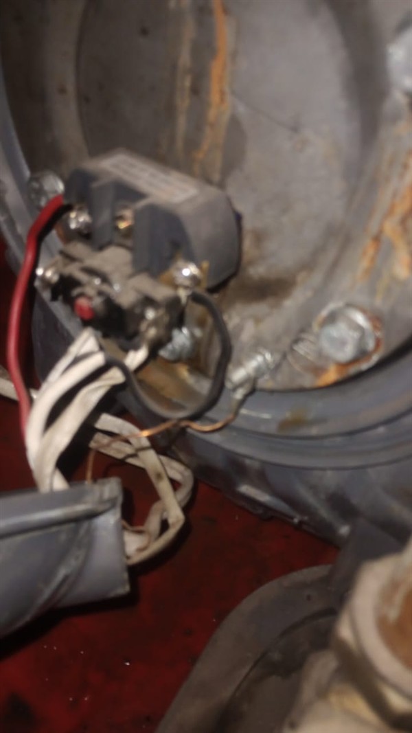 No hot water because failed in Bourkes Hill