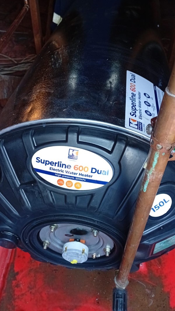 Stopped producing hot water in Vereeniging West