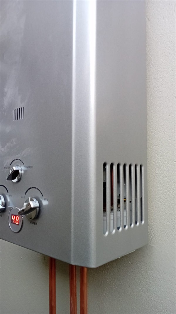 Urgent safe replacement from gushing burst gas geyser in Dersley