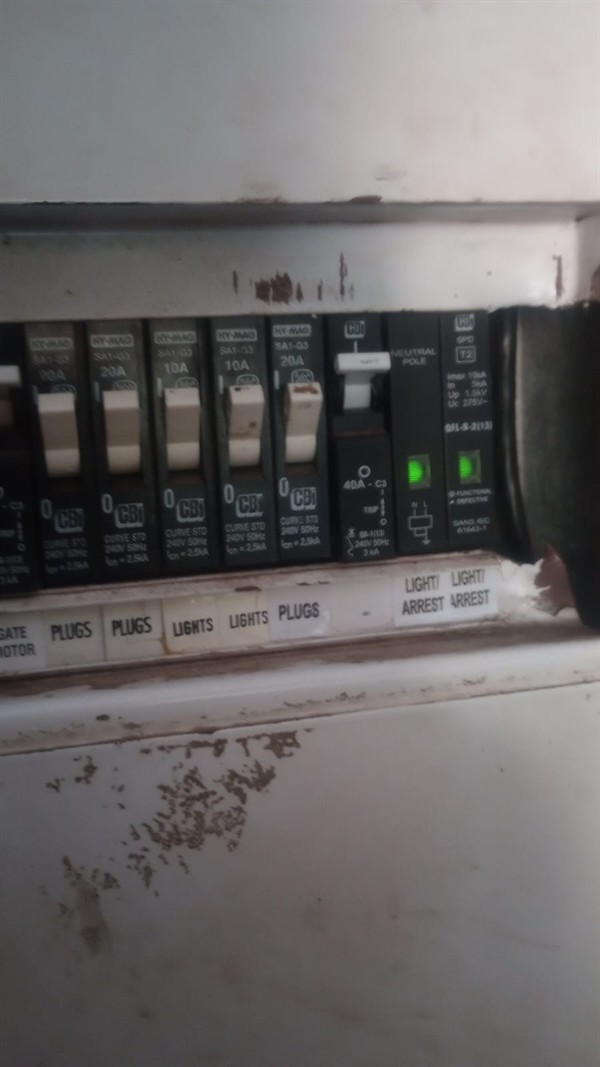 Technician repairing open geyser element and thermostat in Witkoppierif with exposed wiring and heating components