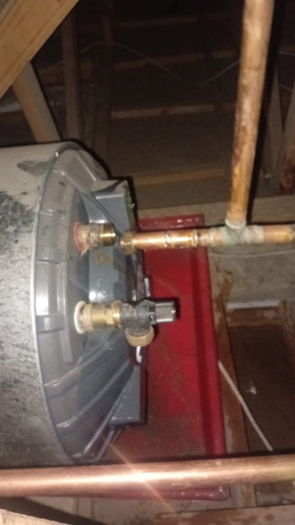 Spreading damage from heavy flooding burst geyser in Groblerpark