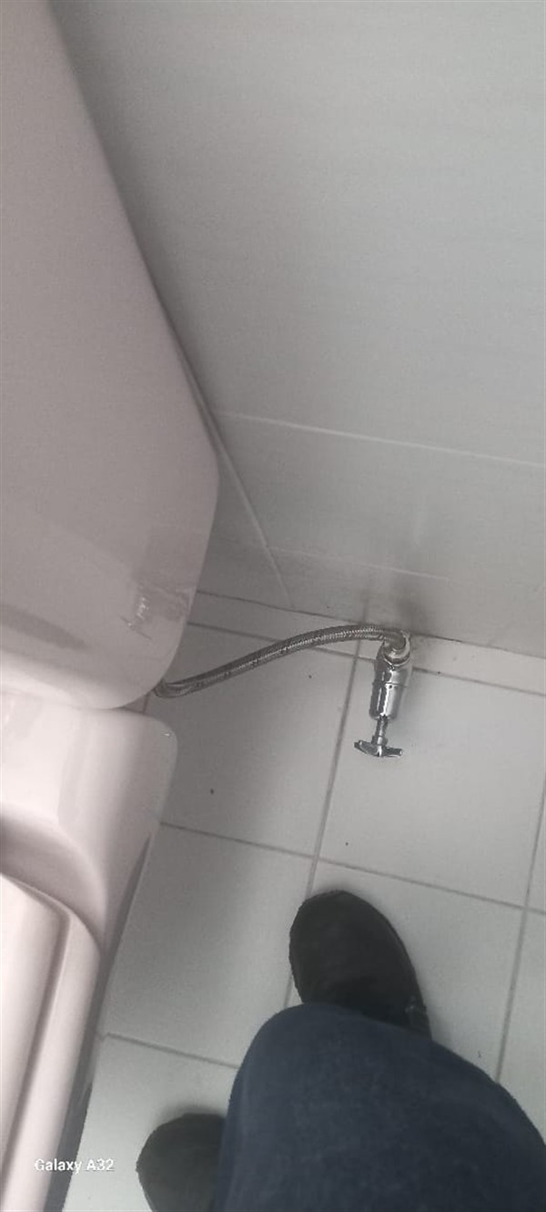 Updated toilet valve after replacement