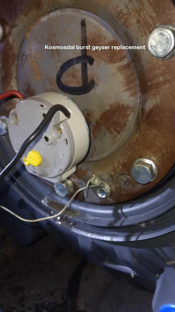 Kosmosdal burst geyser replacement by certified plumbers offering free call out fees, damage report, and a plumbing CoC for insurance.