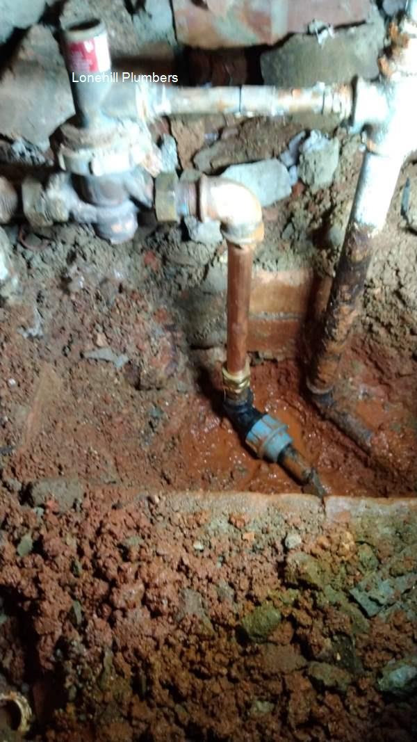 Lonehill local plumbers offering free call out fees