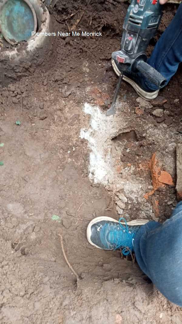 Plumbers near me Monrick