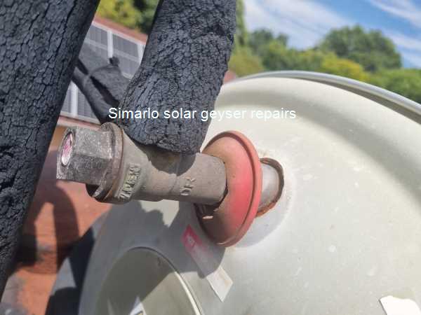 Simarlo solar geyser repair teams offer free call out fees for any solar geyser repair in Simarlo.