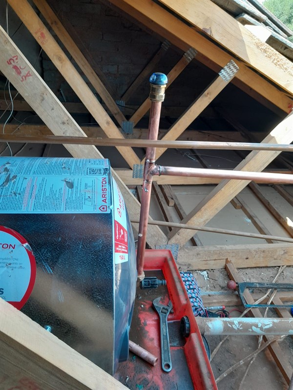 Fast help from heavy flooding burst geyser in Kwaggasrand