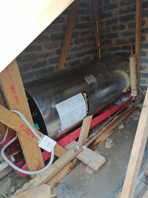 Spreading damage from heavy flooding burst geyser in Pretoria CBD