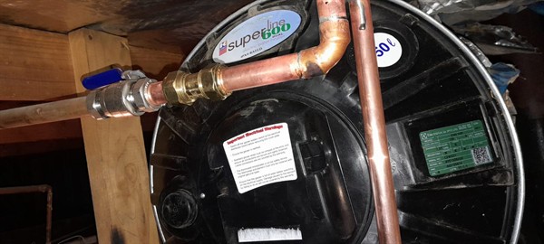 Rapid tank escape from burst geyser in Totiusdal