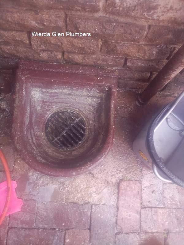 Wierda Glen plumbers on call now offering guarantees