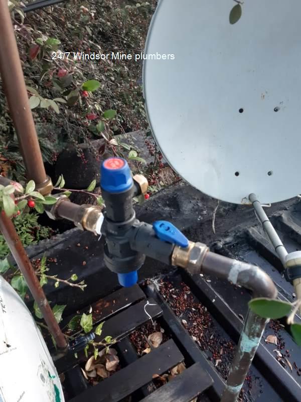 Local all hour plumbers in Windsor Mine working in the greater Krugersdorp on a pipes