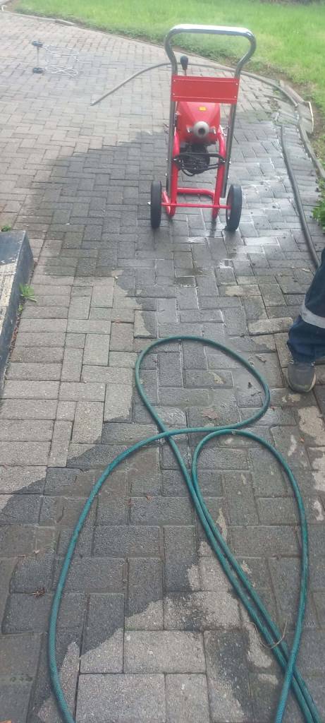 When to Call a Professional Plumbers