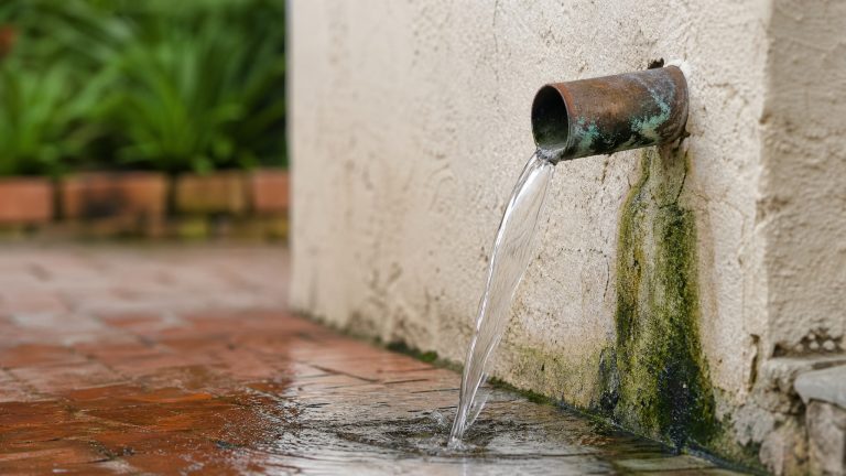 Geyser Overflow Pipe Leaking: Cost to Fix & Causes in SA